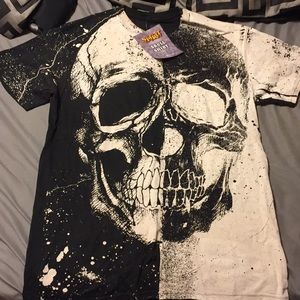 Men’s skull shirt
